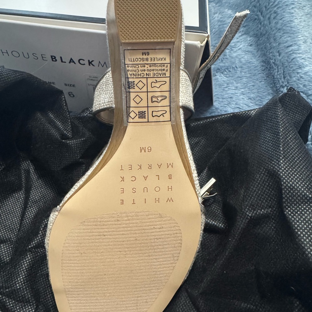 White House Black Market Kaylee Biscotti Wedges – Size 6 – NIB - Picture 6 of 6